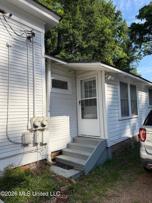 b-156 W Enterprise Street, Brookhaven, MS, 39601 | Card Image