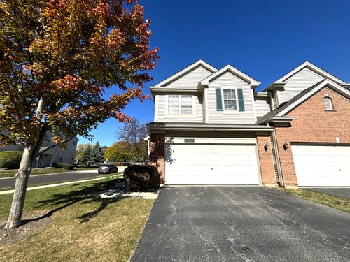 370-370 Windsong Circle, Glendale Heights, IL, 60139 | Card Image