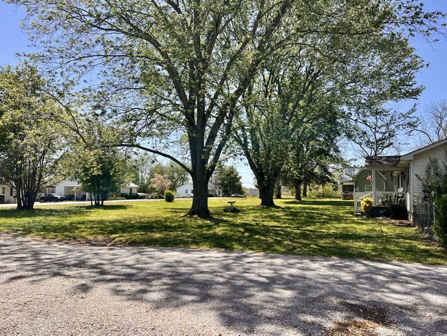 1112 Cumberland St, House other with 3 bedrooms, 2 bathrooms and 8 parking in Decherd TN | Image 51