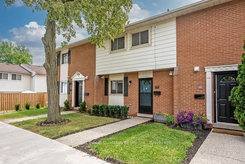 24-61 Sarah Lane, Oakville, ON, L6L3V2 | Card Image