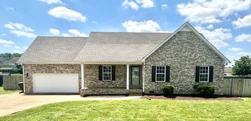 204 Middle Dayle Dr, Portland, TN, 37148-2060 | Card Image