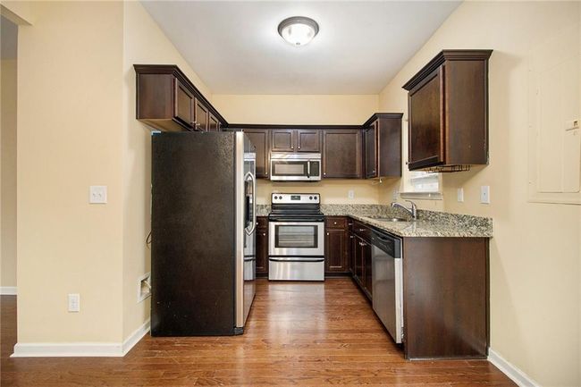 1734 Brookside Lay Cir, Townhouse with 3 bedrooms, 3 bathrooms and 2 parking in Norcross GA | Image 9