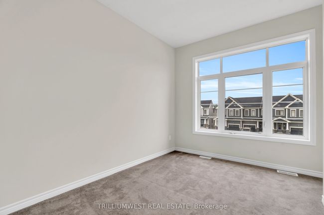 377 Dolman St, House attached with 3 bedrooms, 3 bathrooms and 2 parking in Breslau ON | Image 21