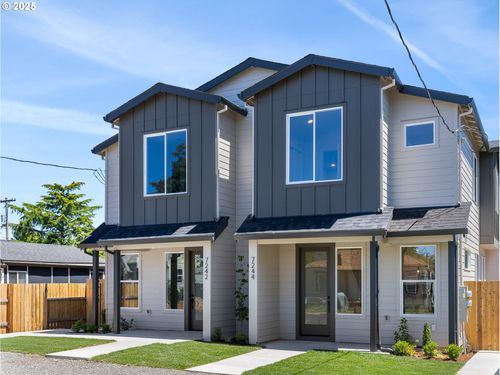 1-7242 Se 78th Ave, Portland, OR, 97206-7803 | Card Image