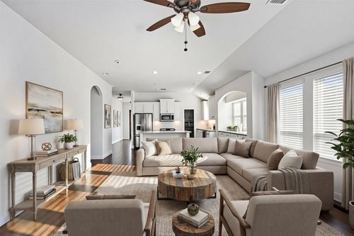 303 Pineview Ln, Ponder, TX, 76259-1010 | Card Image