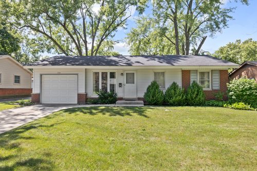 550 Ridge Ave, Elk Grove Village, IL, 60007-4228 | Card Image