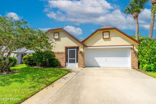 767 Pine Shores Cir, New Smyrna Beach, FL, 32168-6176 | Card Image
