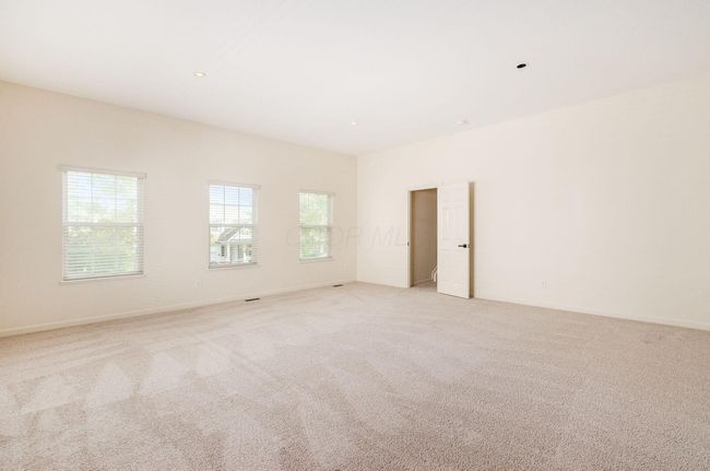 5681 Sugarwood Dr, House other with 4 bedrooms, 3 bathrooms and null parking in New Albany OH | Image 37