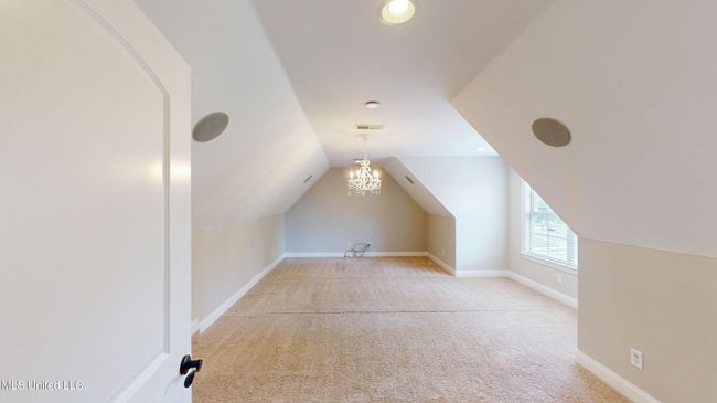 1377-Notting-Hill-Loop-07112025_011428 | Image 34