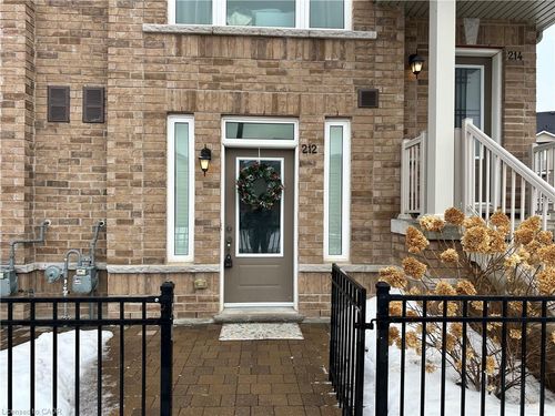 212 Law Dr, Guelph, ON, N1E0P6 | Card Image