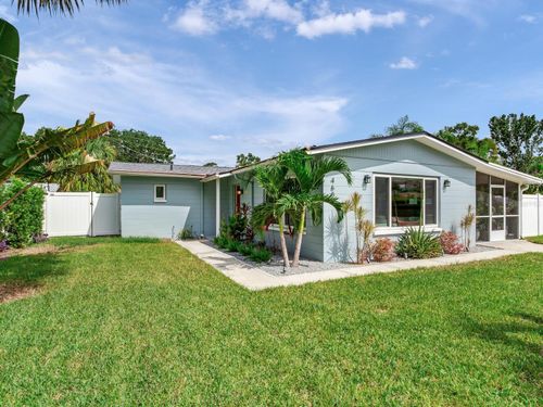 4609 W Hawthorne Rd, TAMPA, FL, 33611-3120 | Card Image
