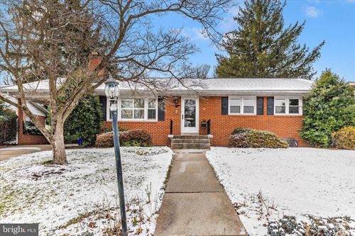 710 Wyngate Dr, FREDERICK, MD, 21701-6260 | Card Image