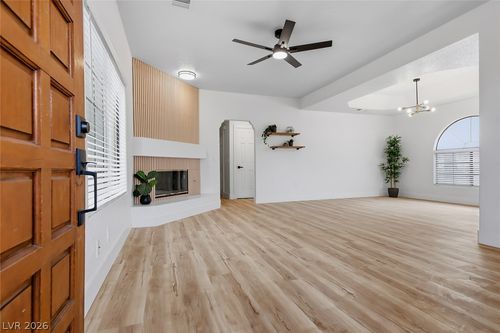 unit-b-1409 Santa Margarita St, Las Vegas, NV, 89146-9303 | Card Image