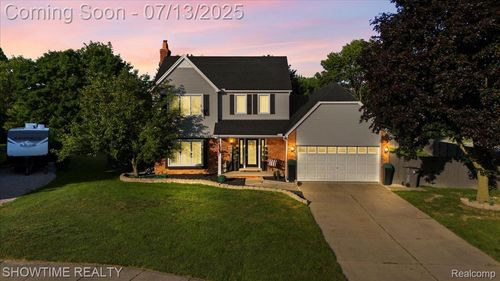 41741 Lore Ct, Clinton Twp, MI, 48038-2083 | Card Image
