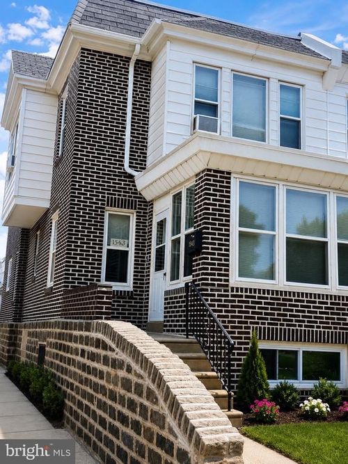 1543 E Hunting Park Ave, PHILADELPHIA, PA, 19124-4937 | Card Image