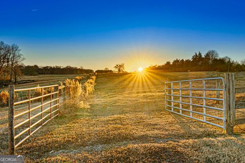 2 Legacy View, Hartwell, GA, 30643 | Card Image