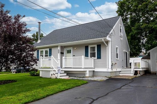 131 King St, Blackstone, MA, 01504-2043 | Card Image