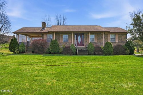 533 S Monte Vista Dr, Glade Spring, VA, 24340-2709 | Card Image