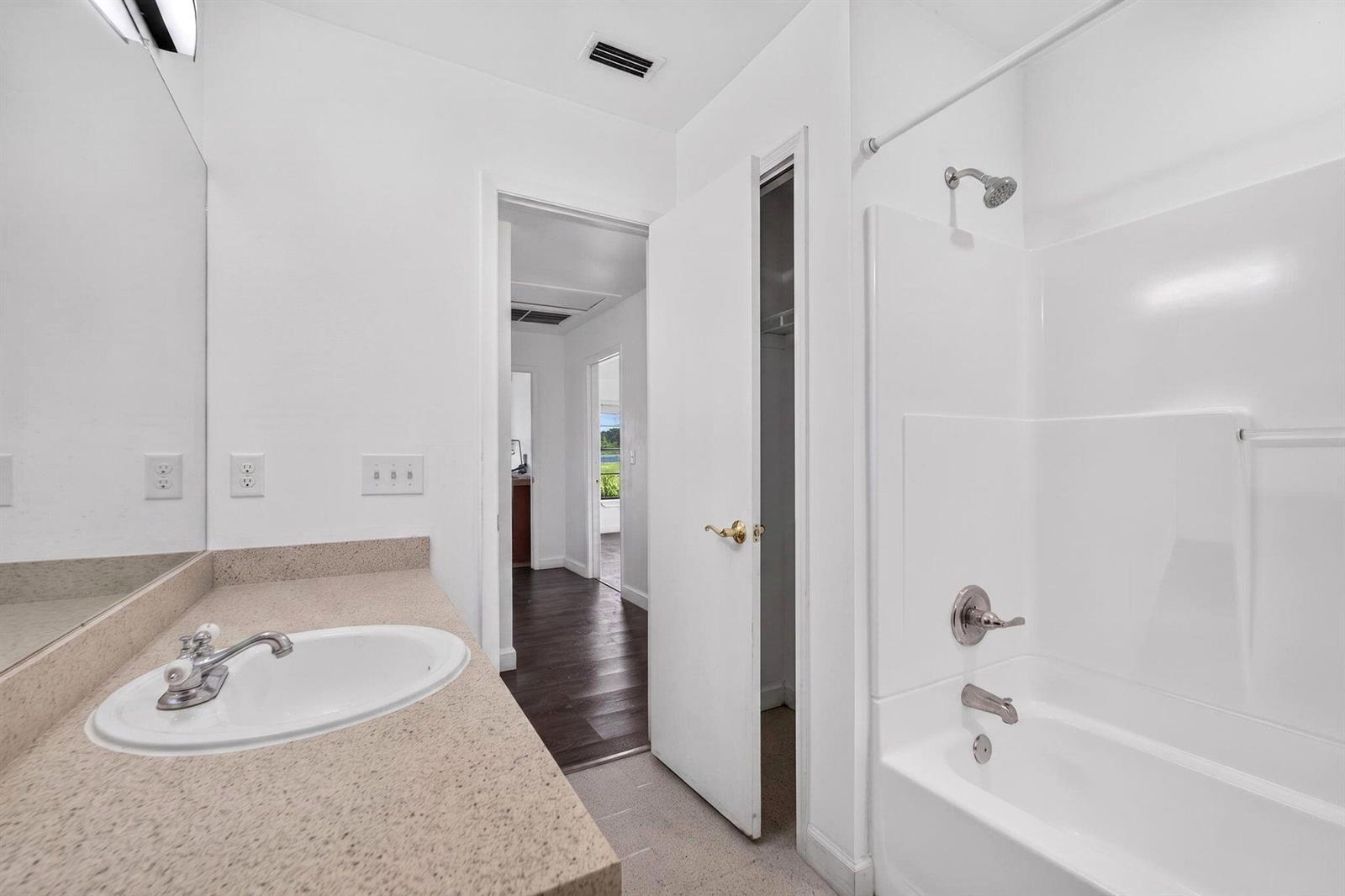 Residential Lease in Unknown 5