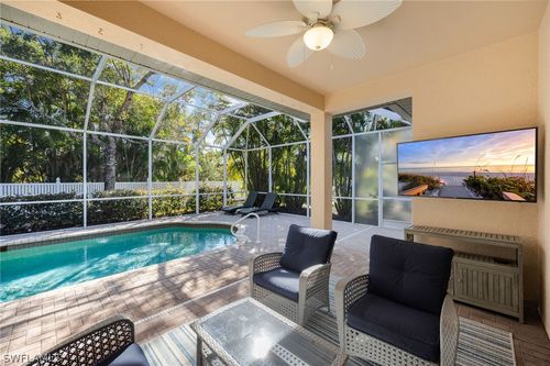 204 Glen Eagle Cir, NAPLES, FL, 34104-5715 | Card Image