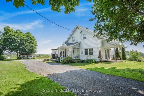461 Greenlane Rd, Hawkesbury, ON, K6A0C3 | Card Image