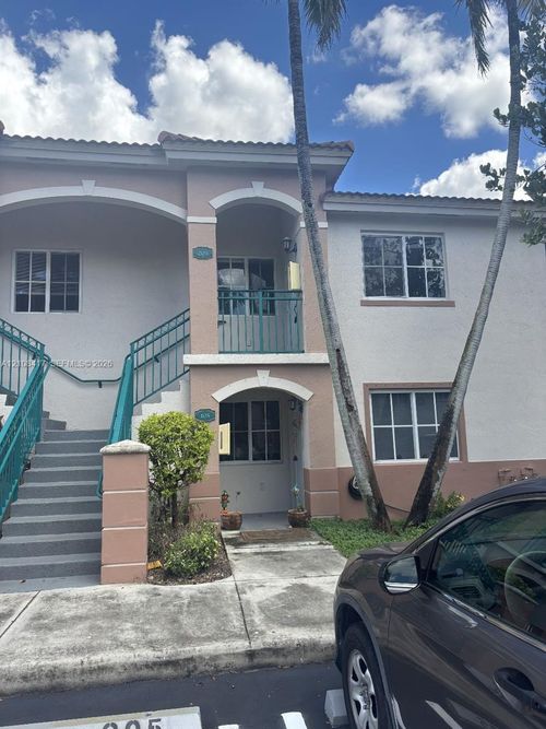 205-55-2931 Se 12th Rd, Homestead, FL, 33035-2370 | Card Image