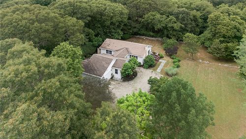 435 Allen Ave, South Kingstown, RI, 02879-2325 | Card Image