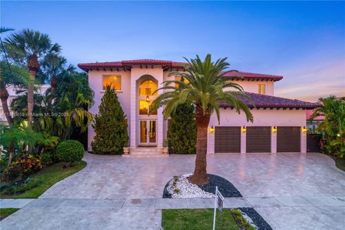 13255 Biscayne Bay Ter, North Miami, FL, 33181-2229 | Card Image
