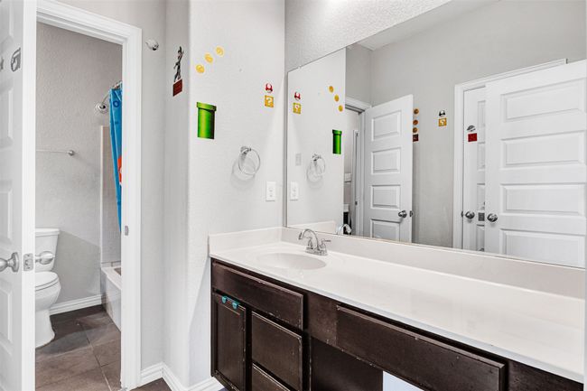 Full Bath | Image 27