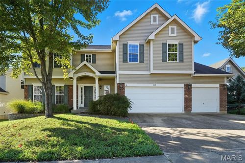345 Palisades Ridge Ct, Eureka, MO, 63025-3736 | Card Image