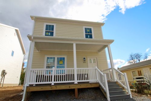 385 Effinger St, HARRISONBURG, VA, 22802-4708 | Card Image