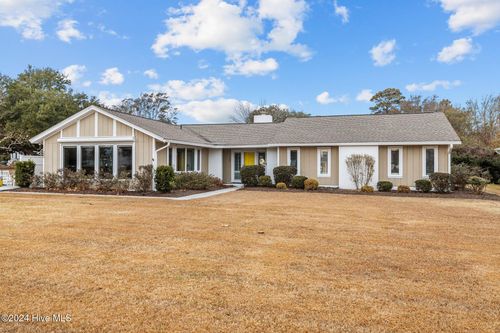 130 Gull Harbor Drive, Newport, NC, 28570 | Card Image