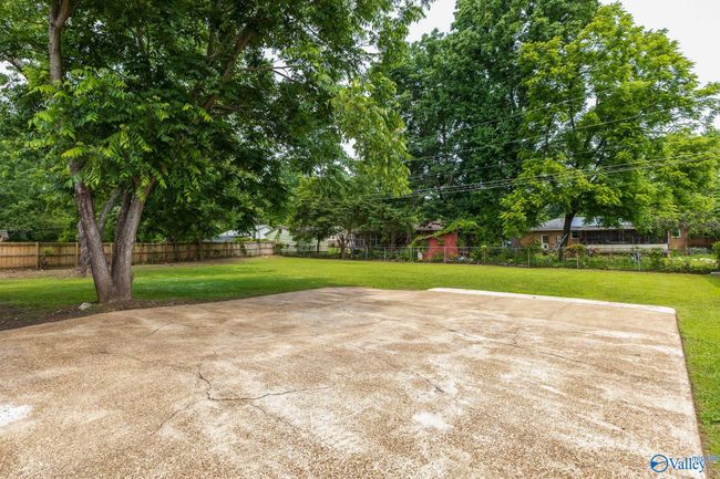 3906 Broadmor Rd Nw, House other with 4 bedrooms, 2 bathrooms and null parking in Huntsville AL | Image 11