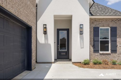 1545 Frankel Ave, Zachary, LA, 70791-7551 | Card Image