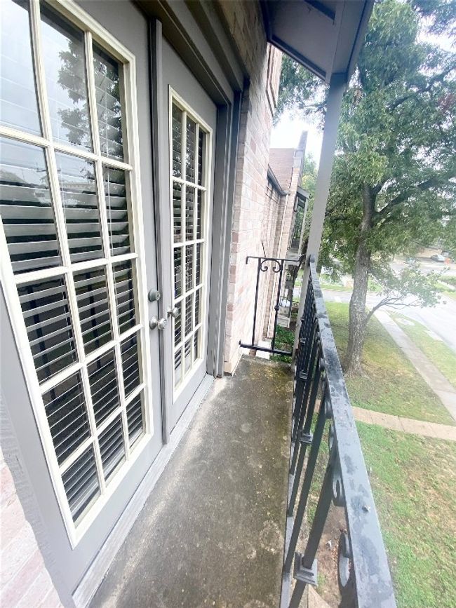 View of balcony | Image 12
