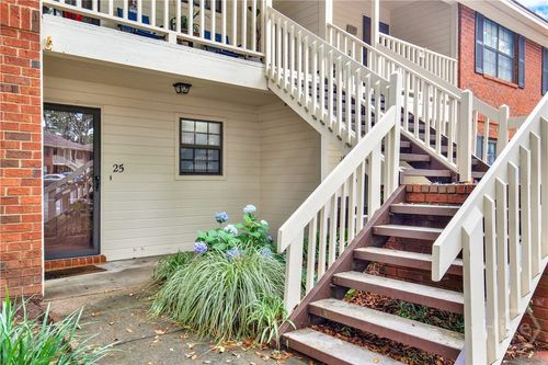 25 Colony Park Dr, Savannah, GA, 31406-3712 | Card Image