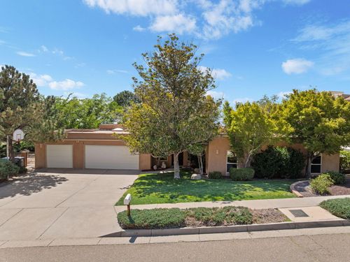 3001 La Villita Pl Ne, Albuquerque, NM, 87111-5619 | Card Image