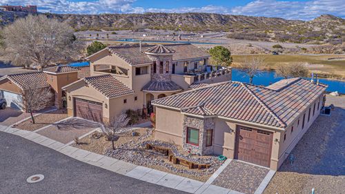 108 Sdr Lake View Rd, Elephant Butte, NM, 87935-2150 | Card Image