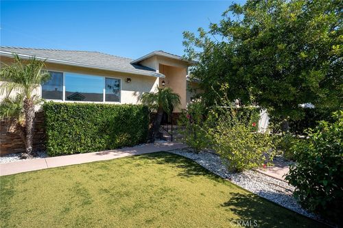 13927 Otsego, Sherman Oaks, CA, 91423 | Card Image