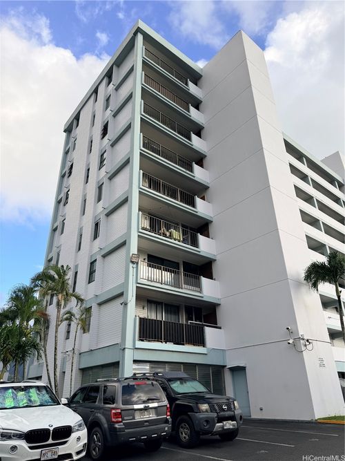 b34-45-535 Luluku Rd, Kaneohe, HI, 96744-1973 | Card Image