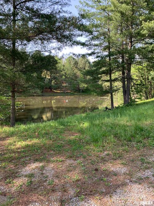 4159 Evergreen Ln, Pinckneyville, IL, 62274-2646 | Card Image