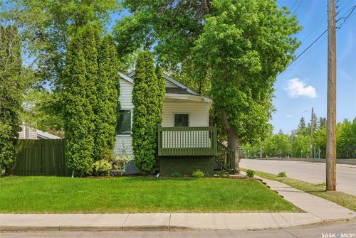 2333 St Andrews Ave, Saskatoon, SK, S7M0M5 | Card Image