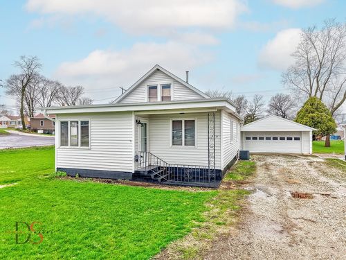 319 Railroad Ave, Ottawa, IL, 61350-3749 | Card Image