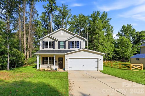 313 Bell St, Mount Holly, NC, 28120-1512 | Card Image