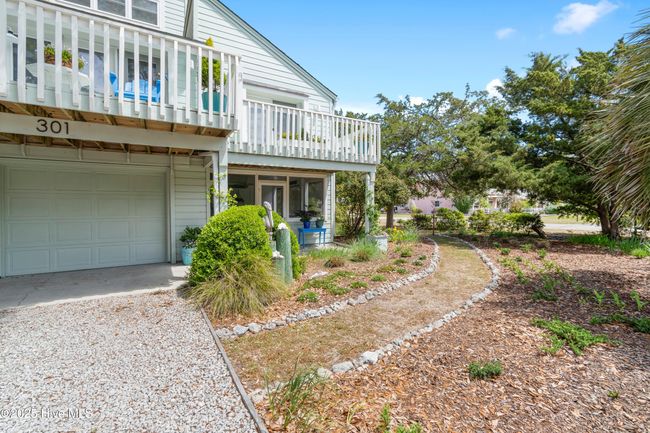 301 22 Nd Pl E, House other with 3 bedrooms, 3 bathrooms and 1 parking in Oak Island NC | Image 12