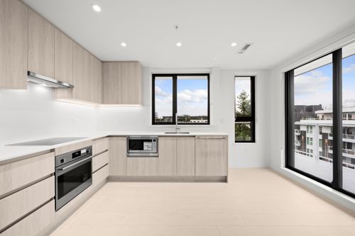 603-4928 Quebec Street, Vancouver, BC, V5W2N2 | Card Image