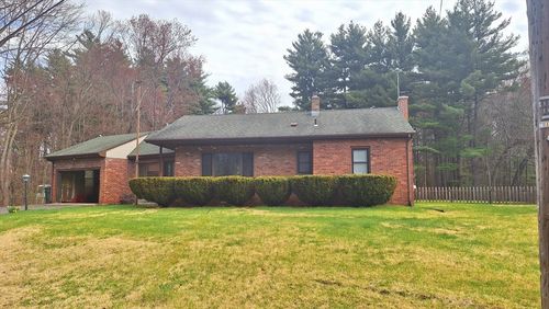 115 Senator St, Springfield, MA, 01129 | Card Image