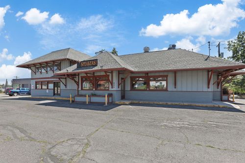 809 1st St, Cheney, WA, 99004-1703 | Card Image