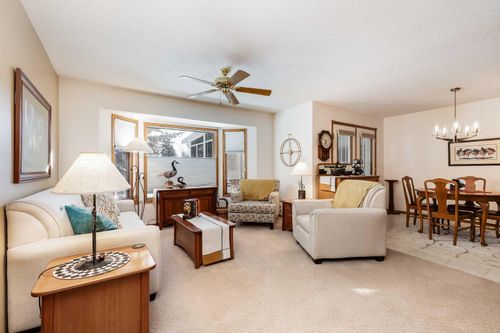 4118 Silverpark Estates Close, Olds, AB, T4H1B4 | Card Image