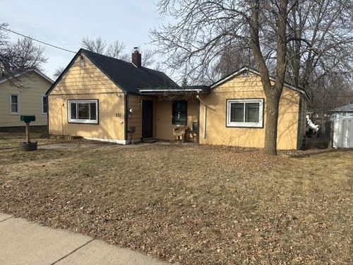 111 29th Ave N, Saint Cloud, MN, 56303-4253 | Card Image
